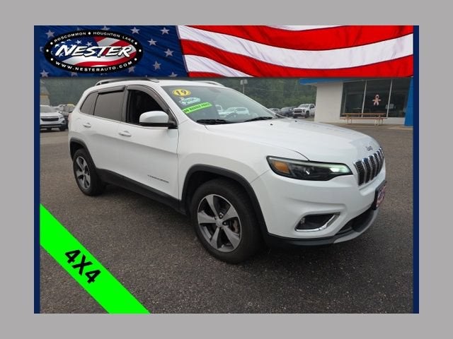 2019 Jeep Cherokee Limited 4x4 in White — front three-quarter view