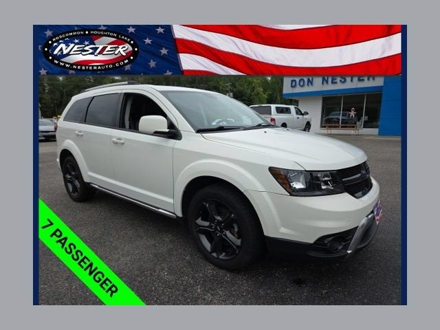 2018 Dodge Journey Crossroad AWD in White — front three-quarter view